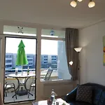 Inselblume 74 - Mit Balkon Am Yachthafen Burgtiefe auf Fehmarn